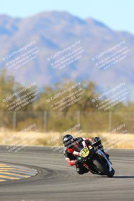 media/Jan-10-2025-CVMA Friday Practice (Fri) [[489e0da257]]/Group 4 and Trackday/Session 5 (Turn 7)/